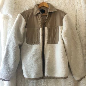 H&M colorblock cream and beige Sherpa men's jacket size Medium EUC